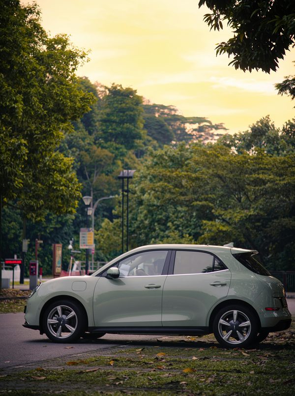 Film solaire automobile : améliorez le confort de votre voiture